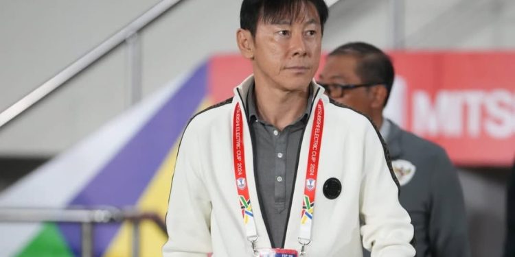 Shin Tae-yong resmi diberhentikan dari kursi pelatih kepala Timnas Indonesia. /Foto: Tangkapan layar Instagram @shintaeyong7777.