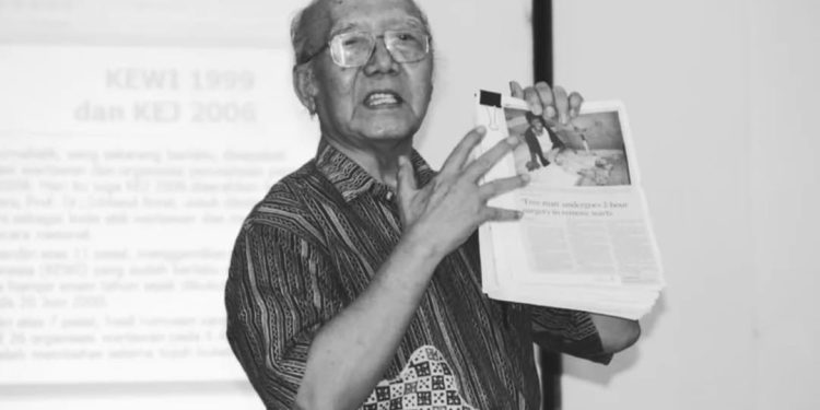 Ketua Dewan Pers Pertama, Atmakusumah Astraatmadja berpulang ke Sang Maha Pencipta pada Kamis (2/1/2025) kemarin. /Foto: Tangkapan layar Instagram @rizanasser.
