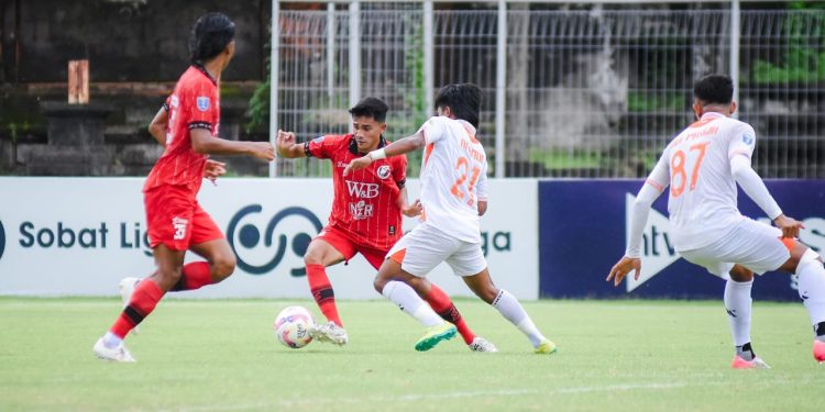 NZR Sumbersari takluk 0-2 dari Persekabpas Pasuruan dalam lanjutan Grup B PNM Liga Nusantara 2024/2025, Selasa (21/1/2025) kemarin. /Foto: Media Officer NZR Sumbersari.