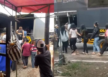 Video warga berisi momen penertiban warung kopi cetol. Foto: tangkapan layar Instagram malangmedia