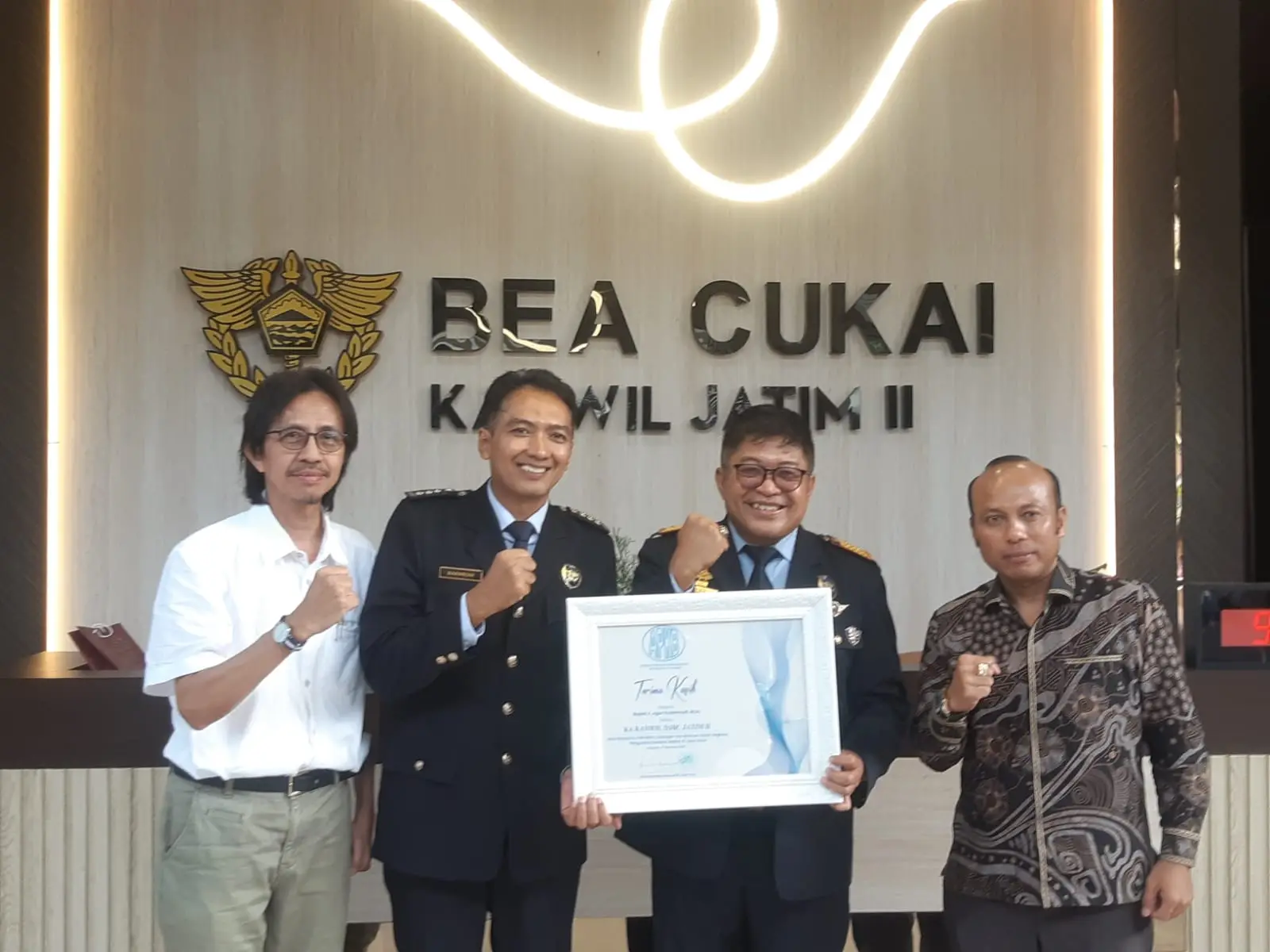 apresiasi dari APKB untuk kanwil bea cukai Jawa timur II