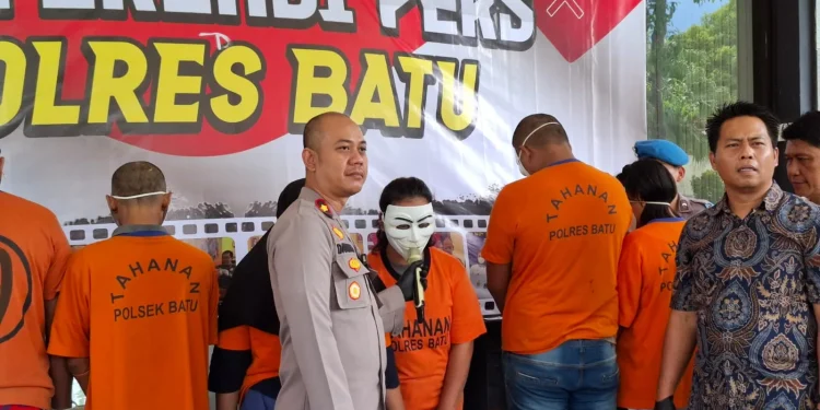 perdagangan bayi ilegal