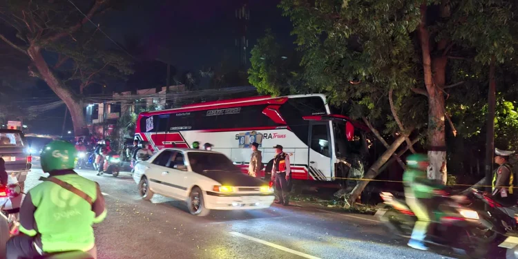 Kecelakaan bus