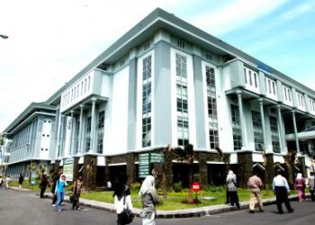 Daftar 10 PTKIN terbaik di Indonesia versi skor SINTA 2025. /Foto: Dok. UIN Malang
