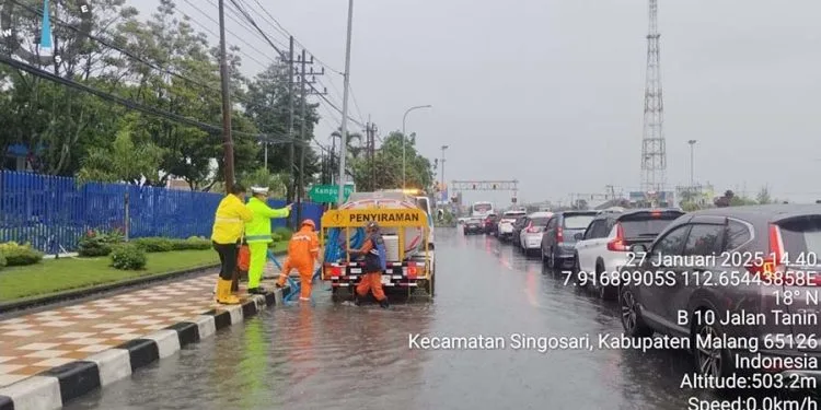 Genangan Air di Karanglo