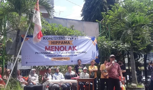 Pengurus Hippama menyatakan penolakan pembongkaran total Pasar Besar Kota Malang. (Foto/M Sholeh)