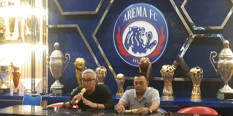 General Manager Arema FC, Yusrinal Fitriandi menjanjikan 3 persen hasil penjualan tiket untuk korban Tragedi Kanjuruhan. (Foto/M Sholeh)
