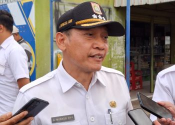 Camat Gondanglegi, Muwassi Arif, memberi tanggapan soal Warung Kopi Cetol yang meresahkan warga. Foto/dok