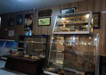 Griya Eskimo menawarkan sensasi menikmati es krim dengan cita rasa klasik. /Foto: Google Review Griya Eskimo/ De Debora