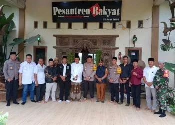 Kapolres Malang AKBP Danang Setiyo kunjungi pesantren Rakyat. Foto/dok