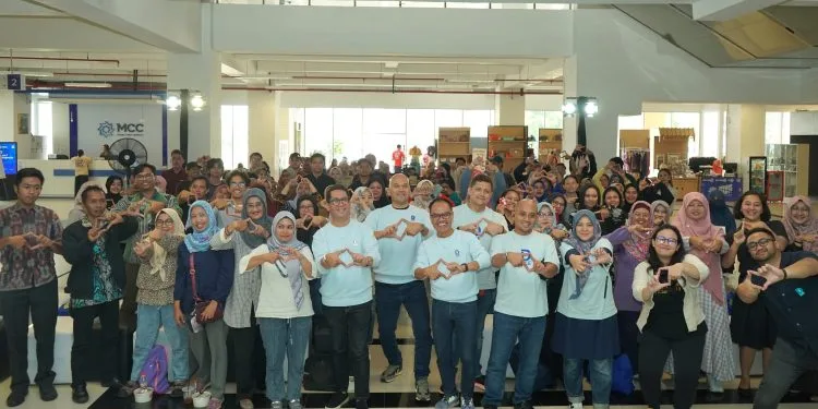 Ratusan pelaku UKM di Malang mengikuti Digital Creative Entrepreneurs agar naik kelas. Foto: Azmy