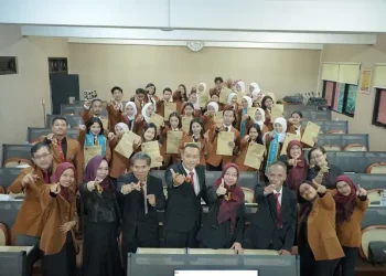 Yudisium Fakultas Bahasa dan Sastra Unikama Semester Ganjil 2024/2025. (Foto/M Sholeh)