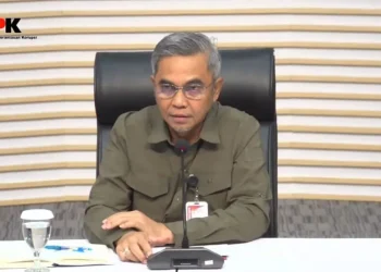 Ketua KPK RI, Setyo Budiyanto memberikan keterangan pers terkait penahanan Sekjen PDIP, Hasto Kristiyanto atas kasus penyuapan dan perintangan penyidikan. /Foto: Tangkapan layar media sosial X, @KPK_RI.