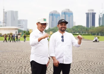 Nurochman dan Heli Suyanto saat menjalani pra kegiatan pelantikan Wali Kota Batu di Jakarta. Foto: Prokopim KWB