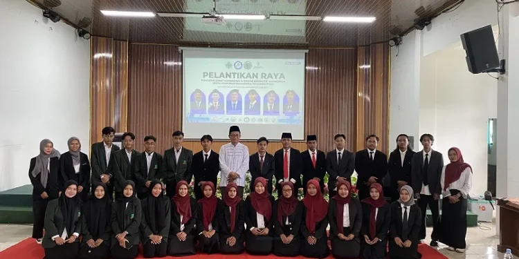 Pelantikan raya universitas Al Qolam Malang. Foto/dok