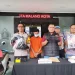 Satreskrim Polresta Malang Kota mengungkap pencurian toko di Kota Malang. (foto/M Sholeh)