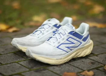Sepatu New Balance. Foto/runningmagazine.ca/