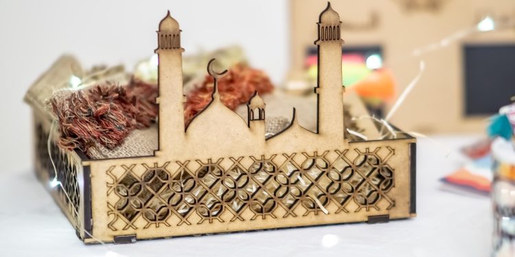 Jadwal buka puasa di Malang Raya untuk hari Jumat 21 Maret 2025 sebagai panduan dalam menjalankan ibadah. /Foto: Pixabay.com/thexonic.