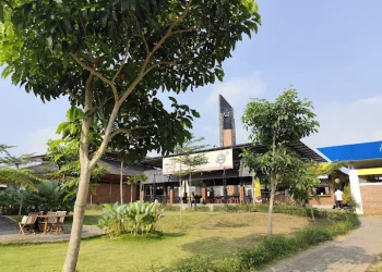 Rest area yang ada di Malang sebagai referensi bagi pengendara untuk beristirahat sejenak di masa mudik lebaran 2025. /Foto: Google Review Rest Area Tol Pandaan-Malang/Bondan Wiratmoko.