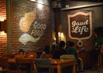 Rekomendasi tempat bukber dekat kampus UM yang wajib untuk dicoba./Foto: Google Review Simpang Luwe Café and Resto/Atang Triastama.