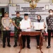 Penandatangan Berita Acara Serah Terima Pengelolaan Stadion Kanjuruhan. Foto: Pemkab Malang
