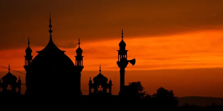 Jadwal buka puasa di Malang Raya pada hari Senin 3 Maret 2025. /Foto: Pixabay.com/Akphotos1021.
