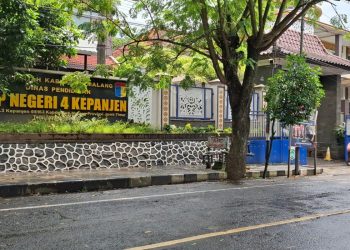 SMP Negeri 4 Kepanjen, salah satu sekolah yang didapuk sebagai sekolah unggulan. Foto: Aisyah Nawangsari Putri