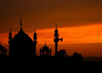 Jadwal buka puasa di Malang Raya untuk hari Sabtu 29 Maret 2025 sebagai panduan dalam menjalan ibadah. /Foto: Pixabay.com/Akphotos1021.