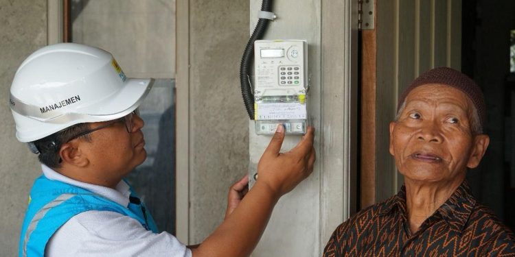 Ilustrasi PLN UP3 Malang menyiapkan daya untuk masyarakat. (Foto/dok. PLN UP3 Malang)