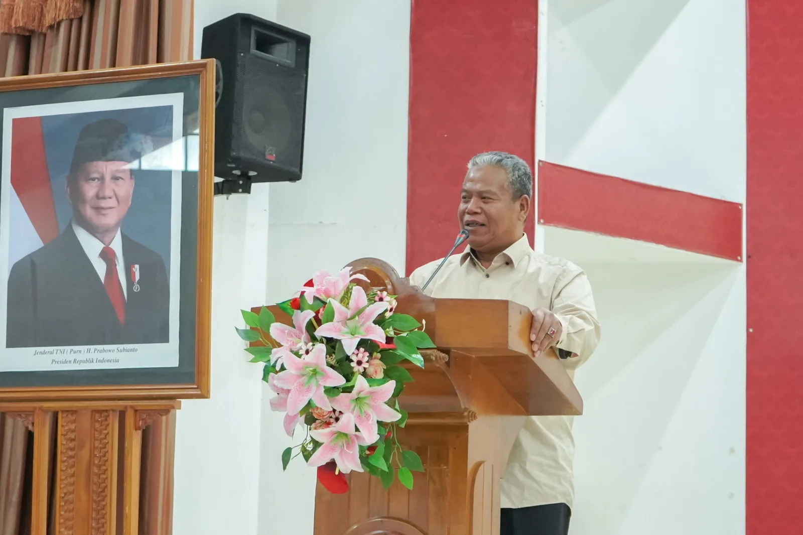 Sambutan Rektor Unikama, Dr. Sudi Dul Aji, M.Si dalam acara pelantikan pengurus Ormawa masa bakti 2024-2025./Foto: Dok. Unikama.