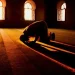 Ilustrasi manusia yang memperbanyak beribadah dan berdoa di Bulan Ramadan (Foto: Pinterest/Manzil Group)