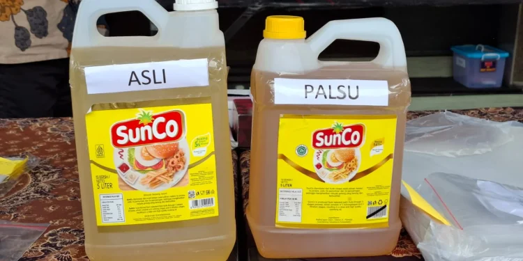 Minyak goreng asli dan palsu