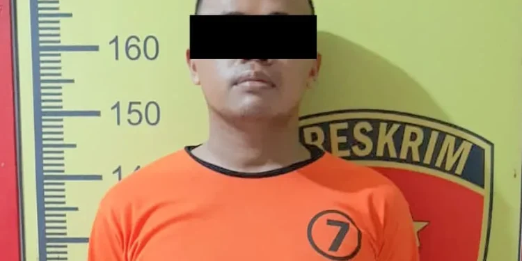 Menyamar jadi TNI