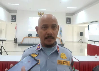 Kepala Dishub Kota Malang, Widjaja Saleh Putra mengimbau PO bus penuhi syarat operasional jelang mudik lebaran. (Foto/M Sholeh)