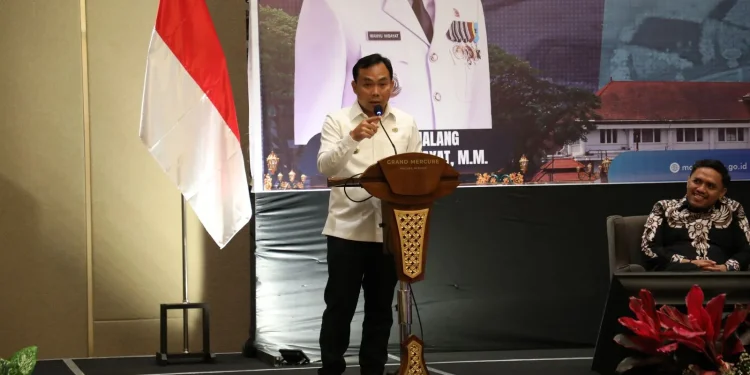 Wakil Wali Kota Malang, Ali Muthohirin dalam Musrenbang RKPD dan Forum Konsultasi Publik rancangan awal RPJMD Kota Malang 2025-2029. (Foto/dok. Prokopim Setda Kota Malang)