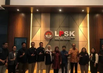 Tim KKJ Indonesia bertemu LPSK laporkan masalah teror kepala babi dan teror lanjutan terhadap jurnalis dan media Tempo. /Foto: Dok. Aliansi Jurnalis Independen (AJI).