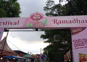 Pasar takjil di Malang yang cukup populer dan cocok dijadikan referensi berburu takjil./Foto: Google Review Pasar Takjil Sawojajar/Arfan Andika.
