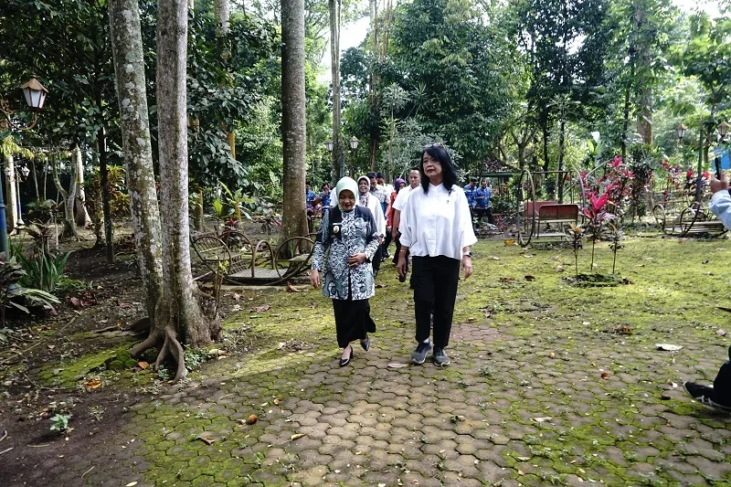 Peninjauan lahan yang akan digunakan untuk Sekolah Rakyat di Kecamatan Tumpang. Foto: Pemkab Malang