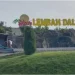 Daya tarik Lembah Dali Malang yang tawarkan keseruan berwisata bersama keluarga dengan panorama keindahan alam memukau. /Foto: Tangkapan layar akun YouTube/echa cute.