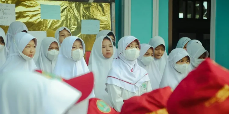 SD Islam terbaik di Kota Malang sebagai referensi menjelang tahun ajaran baru 2025/2026. /Foto: Unsplash.com/Syahrul Alamsyah Wahid.