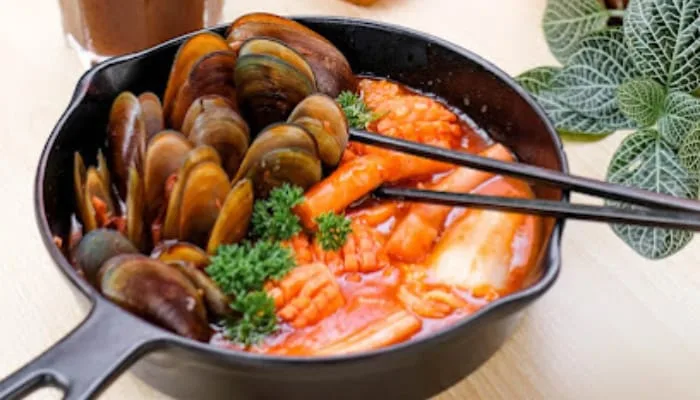 Menu seafoos Uniccrab. /Foto: Google Review Uniccrab.