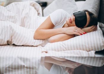 Ilustrasi posisi tidur. (Foto: Pinterest)