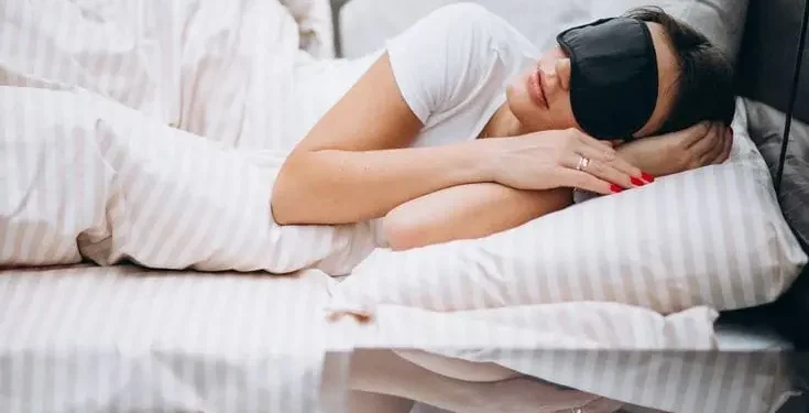 Ilustrasi posisi tidur. (Foto: Pinterest)