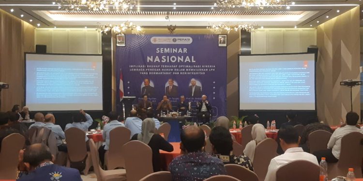 Seminar Nasional yang mengulas RKUHAP. (Foto/M Sholeh)