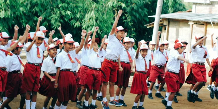 Sederet fakta menarik Sekolah Rakyat yang akan segera beroperasi di beberapa daerah, termasuk Kota Malang. /Foto: Unsplash.com/Husniati Salma.