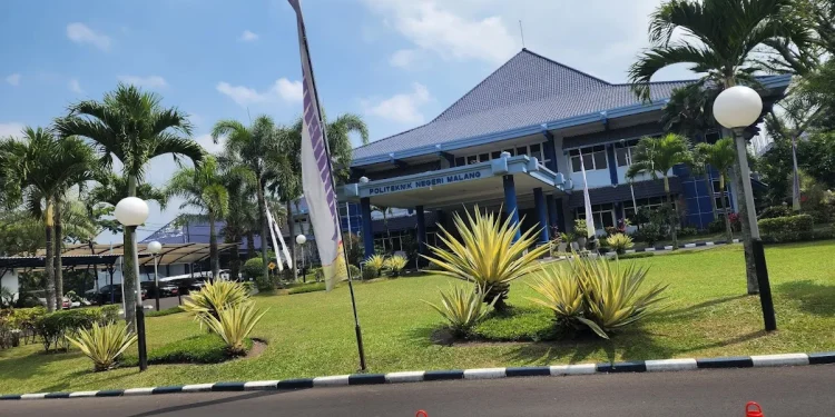 Pendaftaran Kelas Internasional Polinema untuk Jalur Prestasi Gelombang 2 2025/2026./Foto: Google Review Polinema/Ahmad Musyadad A.