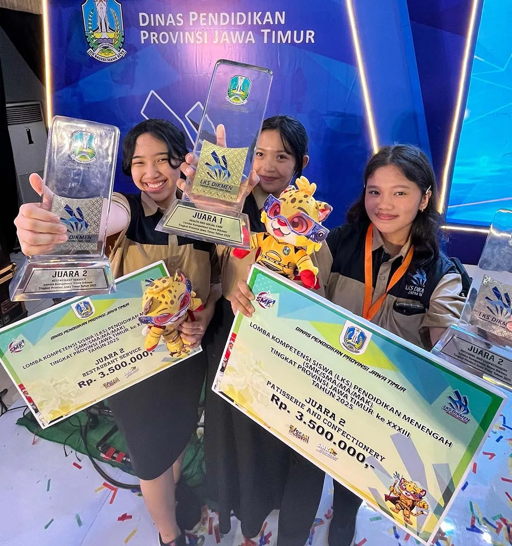 Siswa SMKN 2 Malang Juara umum