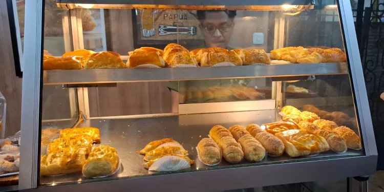 kue,Griya eskimo malang - Griya Eskimo Malang, Surga Es Krim dan Kue Klasik ala Belanda Sejak 1989