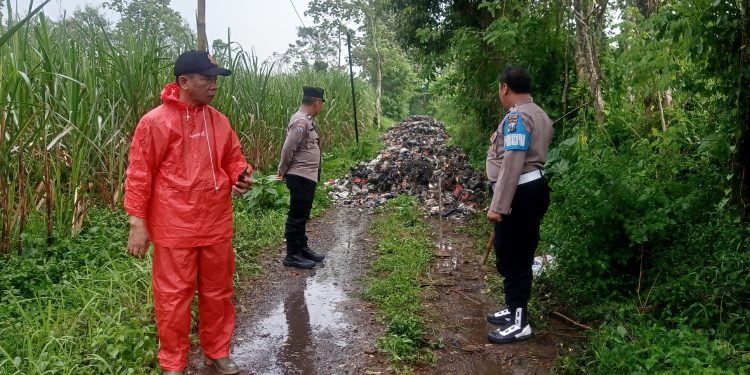 Tumpukan sampah