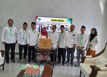 Tim Panjar Calon Rektor UIN Malang umumkan hasil verifikasi dan tetapkan 12 nama calon./Foto: Dok. UIN Malang